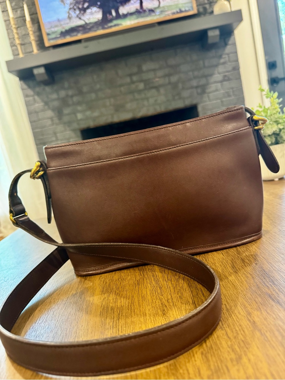 Vintage 1997 | Coach | Mahogany Leather |Equestrian Zip Crossbody | 9802 | USA